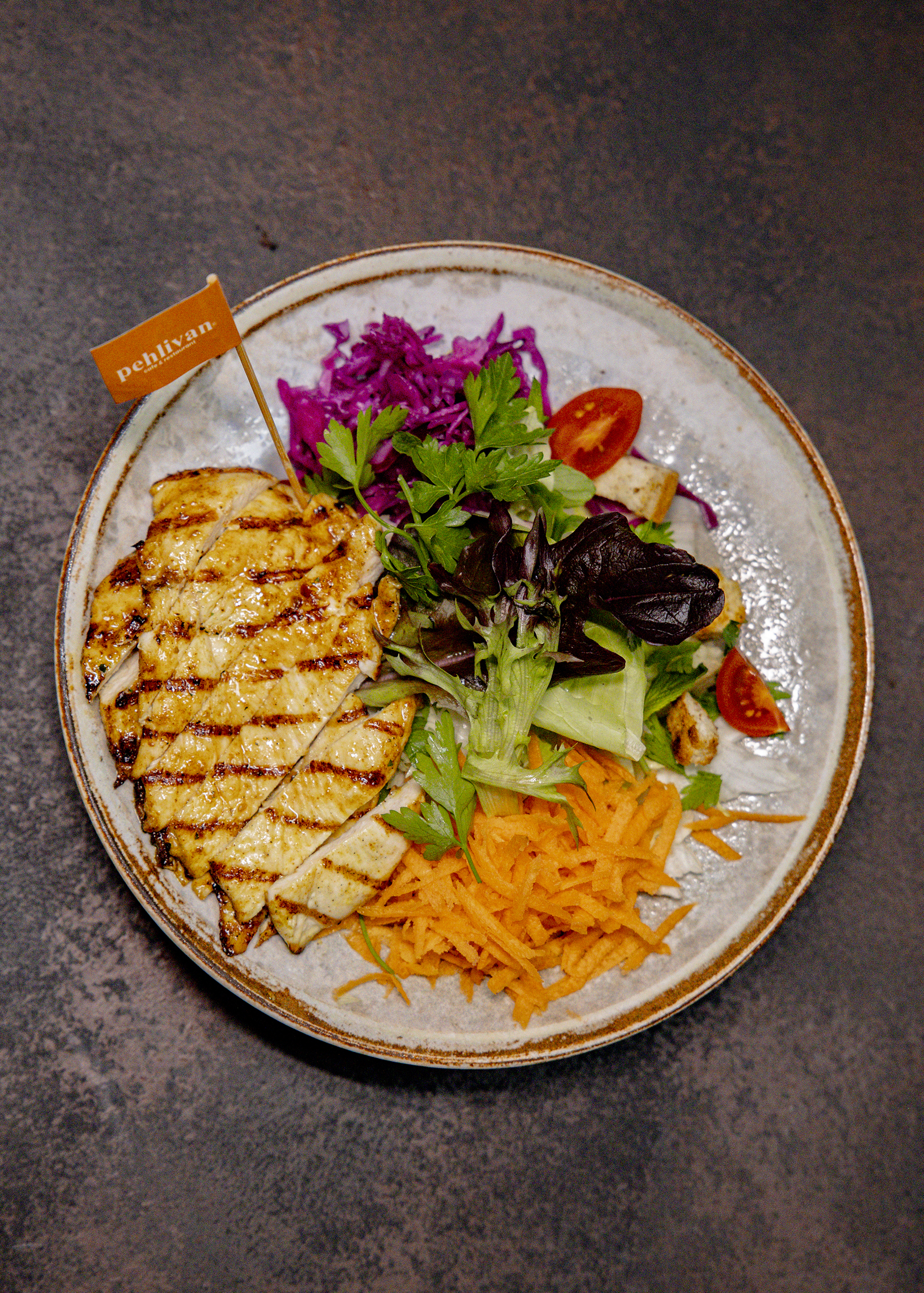 Tavuklu Salata